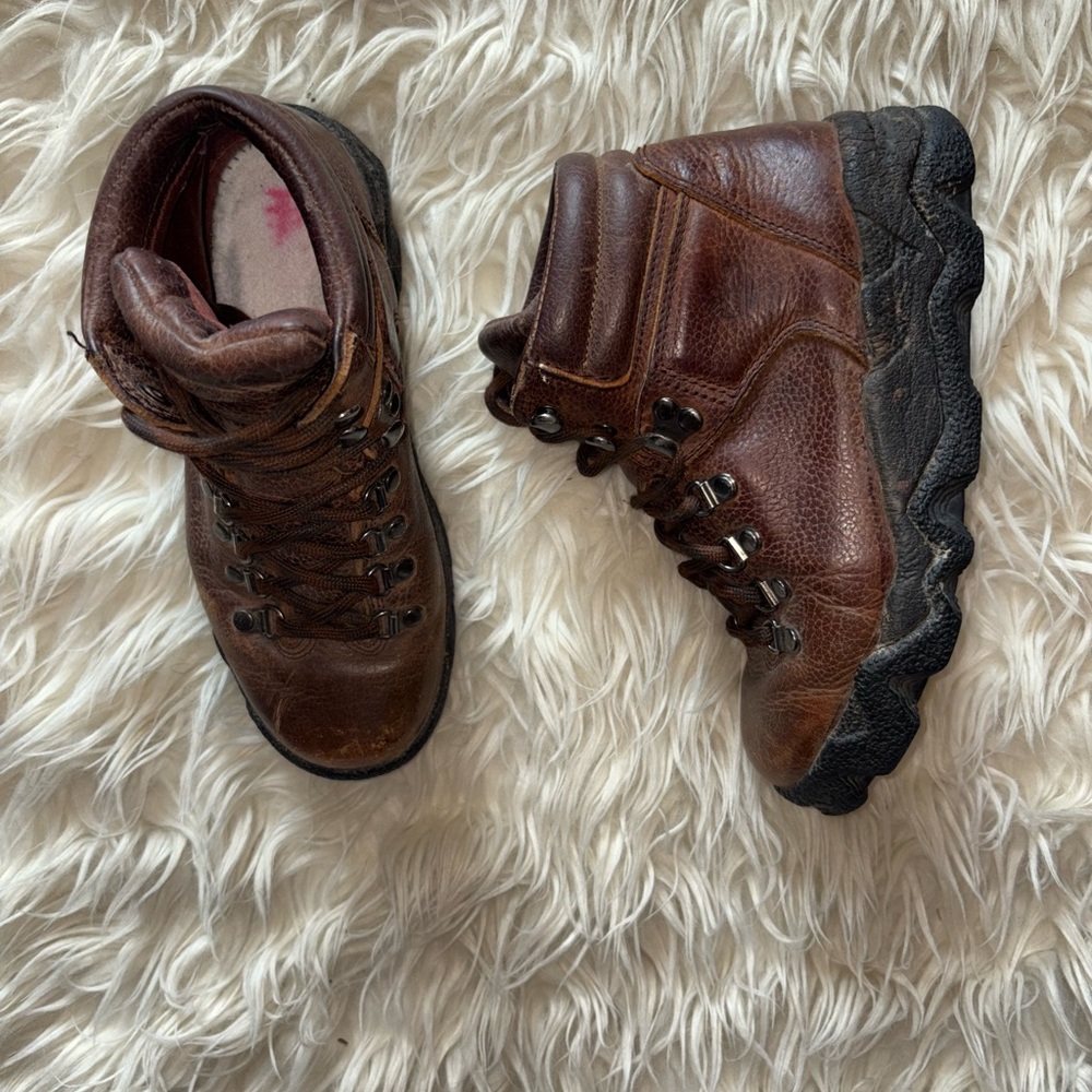 Vintage timberland Brown Leather Hiking Boots